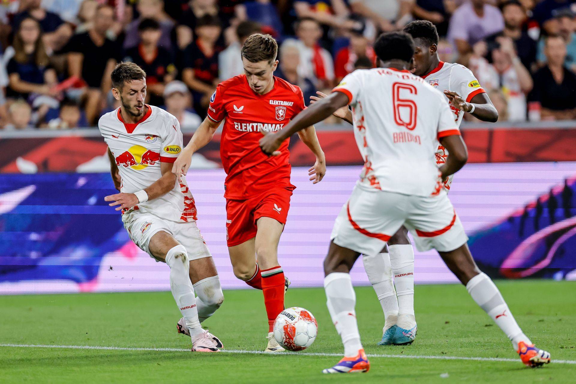 军谌龙也曾 军谌龙也曾