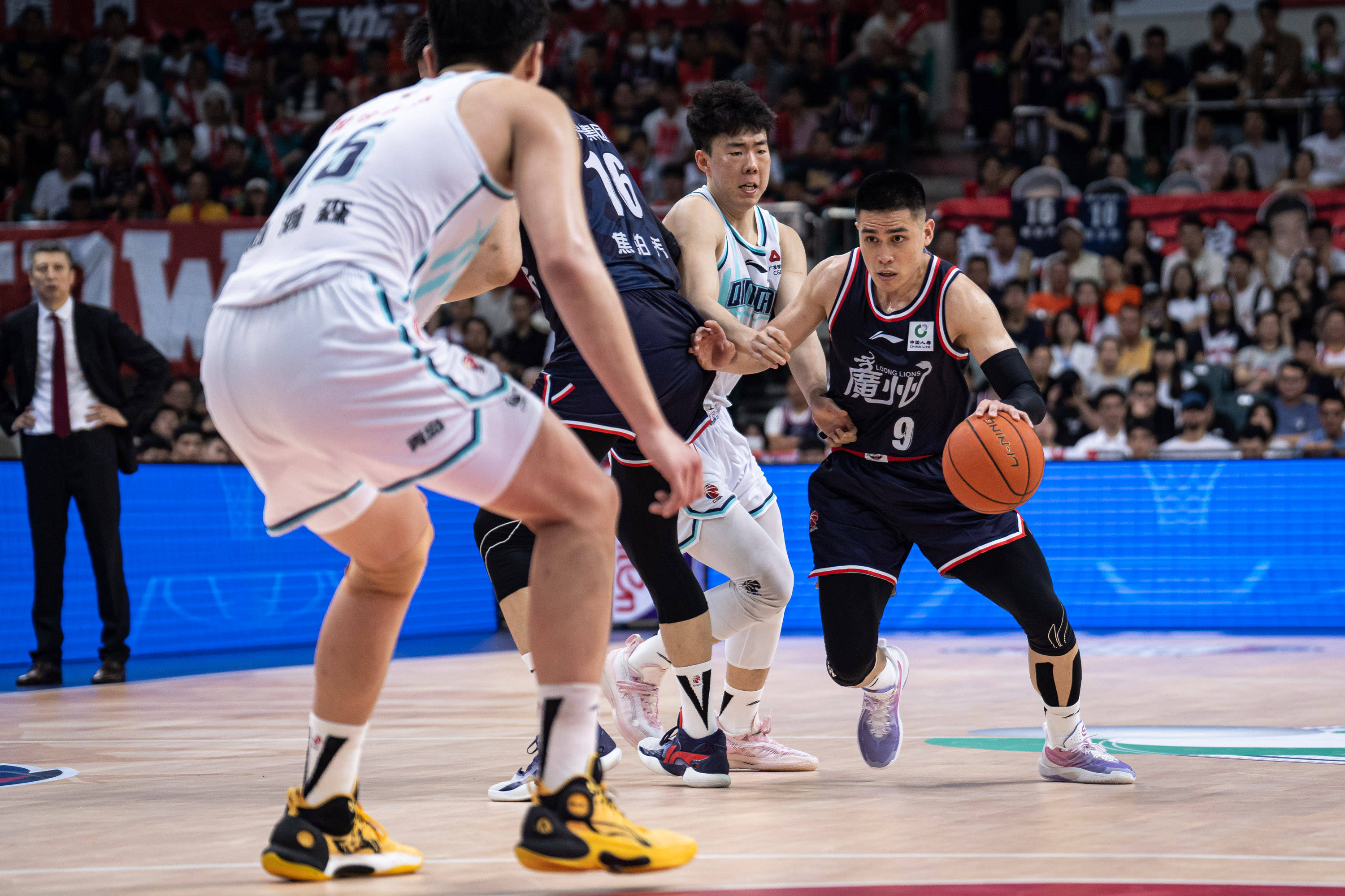 外援策略多 外援策略多